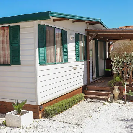 Stunning Stacaravan In Camping Trogir