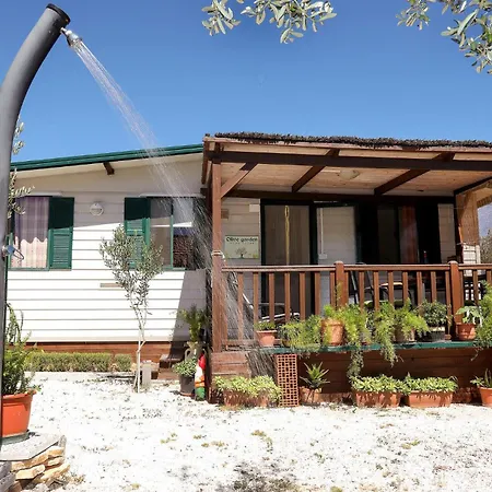 Campsite Amazing Stacaravan In With Kitchen Trogir