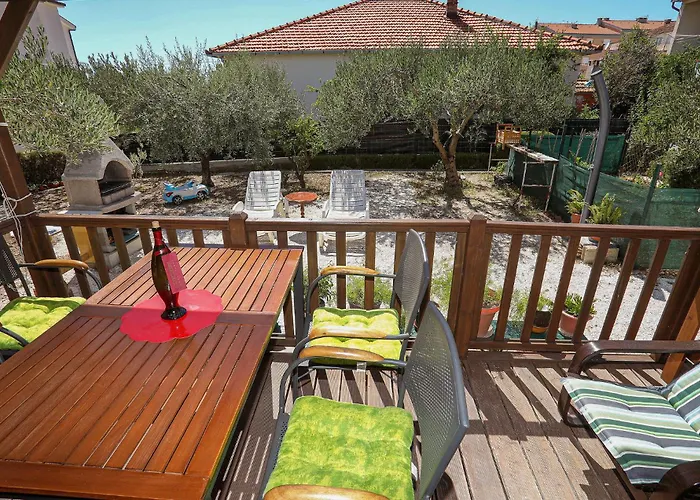 Stunning Stacaravan In