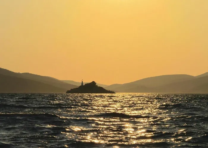 Stunning Stacaravan In 3* Trogir