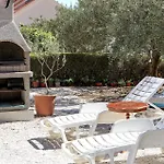 2 Bedroom Amazing Stacaravan In 3*
